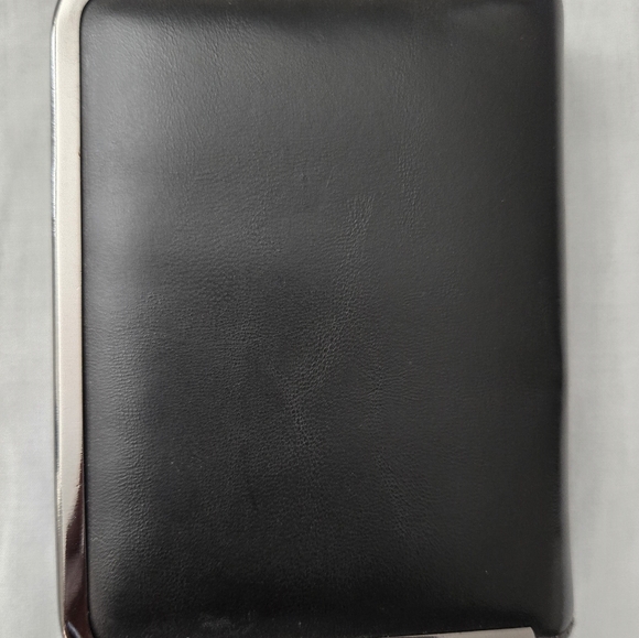 CALVIN KLEIN MANICURE CASE - Picture 2 of 8